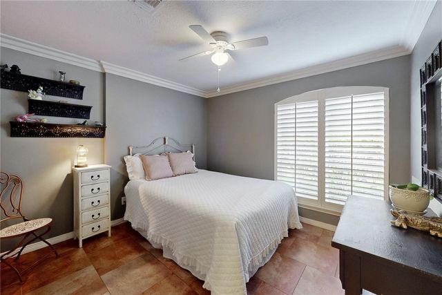8615 Rosewood Drive, College Station, TX 77845