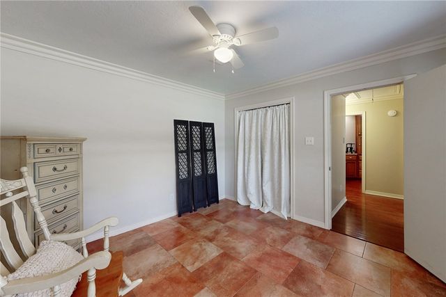 8615 Rosewood Drive, College Station, TX 77845