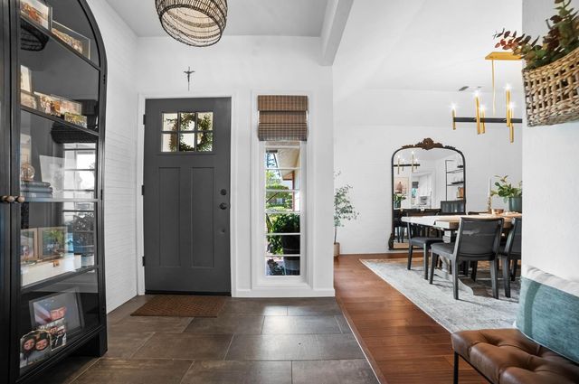 6301 N Palm Avenue, Fresno, CA 93704