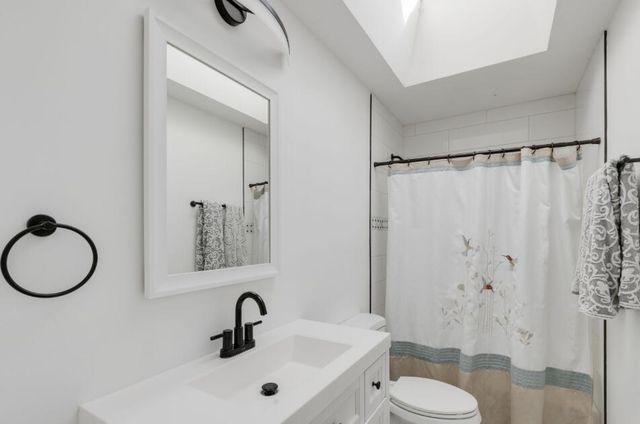 1216 N Dwiggins Court, Griffith, IN 46319