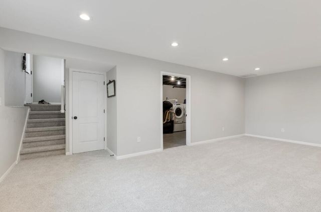 1216 N Dwiggins Court, Griffith, IN 46319