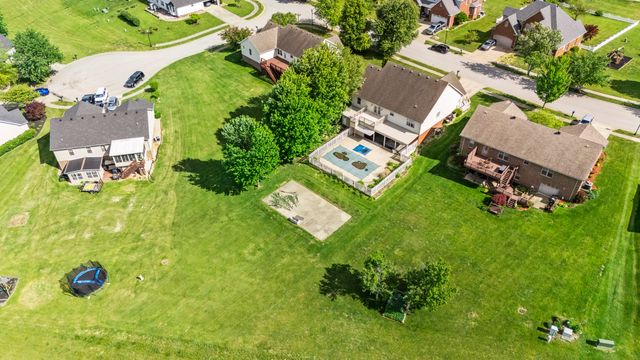912 Hunter Trail, Mt Sterling, KY 40353