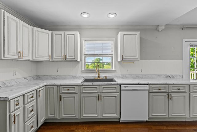 912 Hunter Trail, Mt Sterling, KY 40353