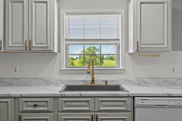 912 Hunter Trail, Mt Sterling, KY 40353