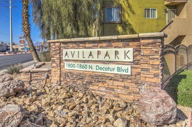 1858 North Decatur Boulevard 204, Las Vegas, NV 89108