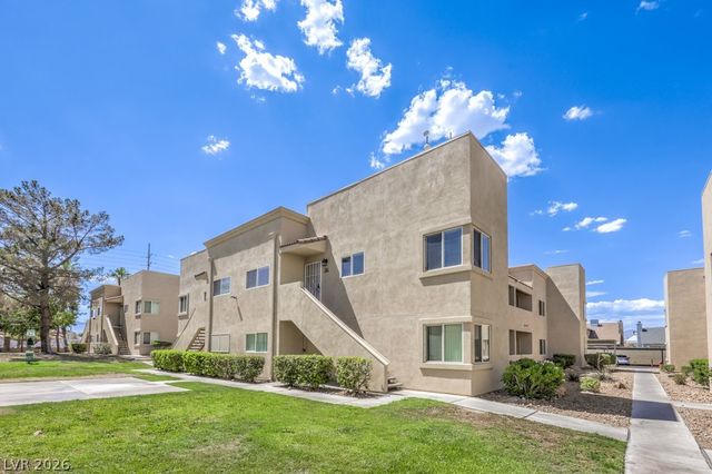 1858 North Decatur Boulevard 204, Las Vegas, NV 89108