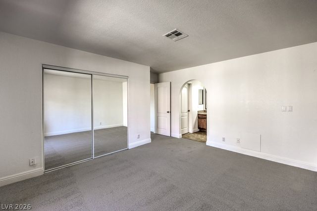 1858 North Decatur Boulevard 204, Las Vegas, NV 89108