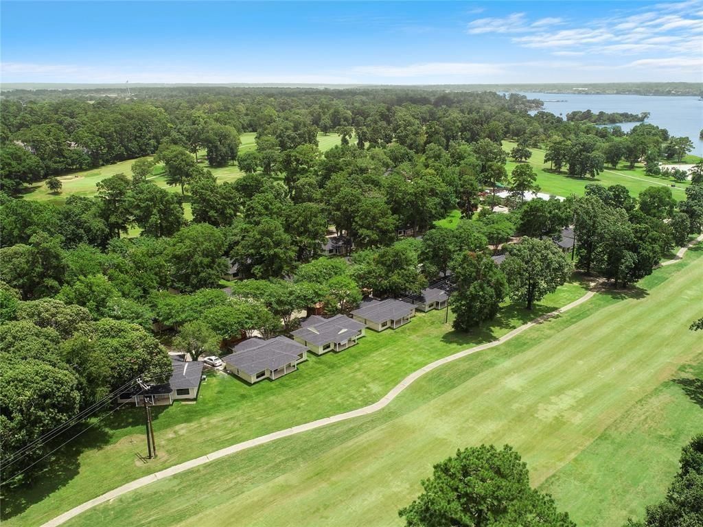 3555 Balboa Circle, Montgomery, TX 77356