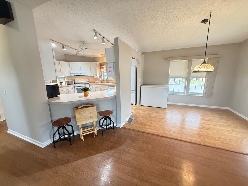 22738 S Ridge Lane, Frankfort, IL 60423 — photo 4