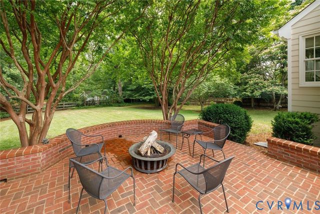 315 Sleepy Hollow Rd, Henrico, VA 23229