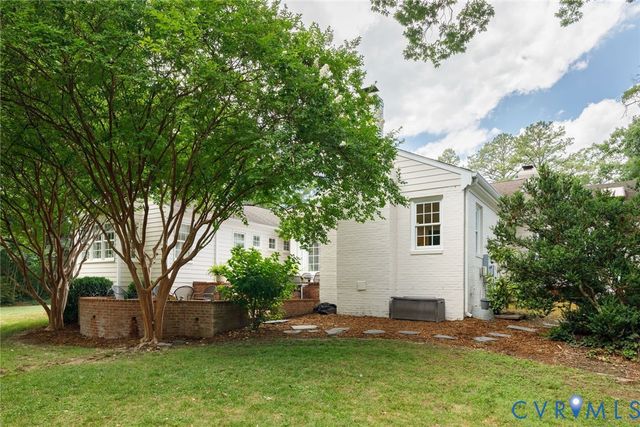 315 Sleepy Hollow Rd, Henrico, VA 23229