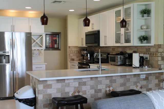 4194 Bluff Harbor Way, Wellington, FL 33449