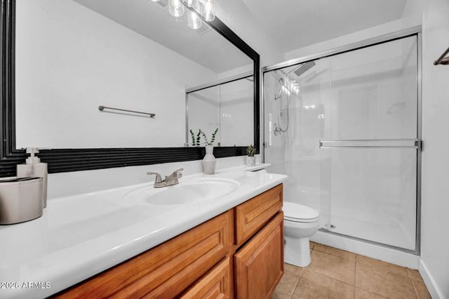 1742 W MENADOTA Drive, Phoenix, AZ 85027