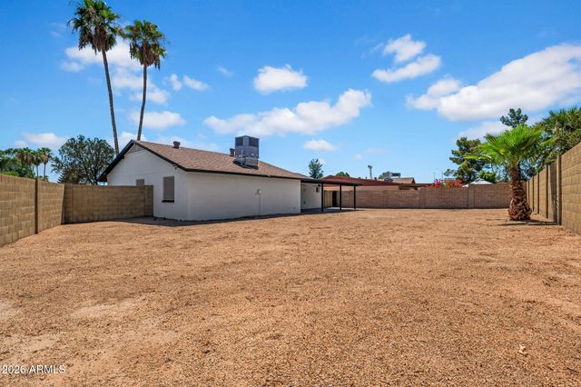 1742 W MENADOTA Drive, Phoenix, AZ 85027