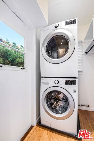 2446 Cheremoya Avenue, Los Angeles, CA 90068