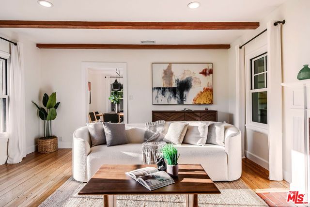 2446 Cheremoya Avenue, Los Angeles, CA 90068