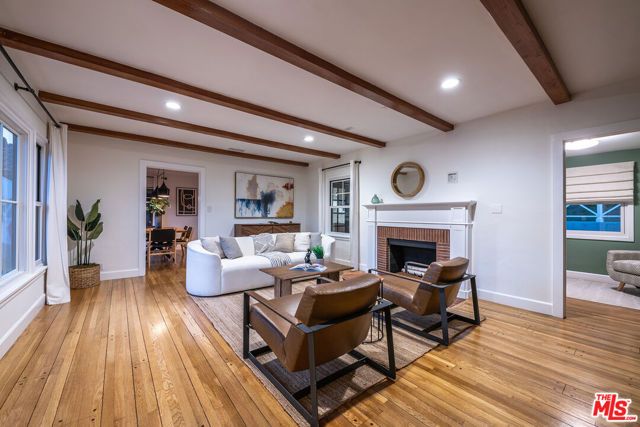 2446 Cheremoya Avenue, Los Angeles, CA 90068