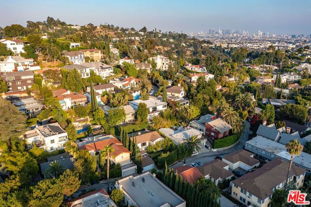 2446 Cheremoya Avenue, Los Angeles, CA 90068