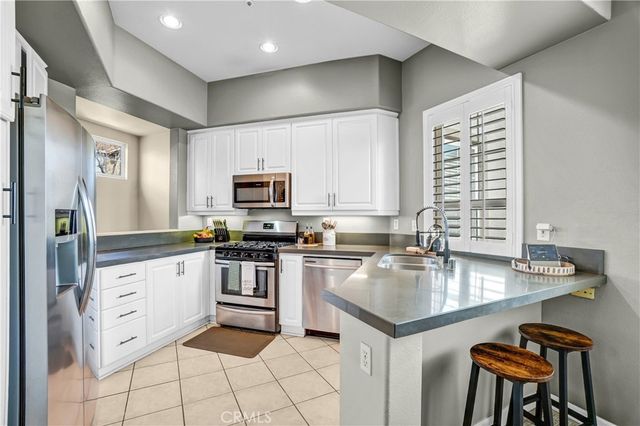 44 Via Cordoba, Rancho Santa Margarita, CA 92688