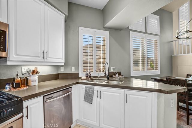 44 Via Cordoba, Rancho Santa Margarita, CA 92688