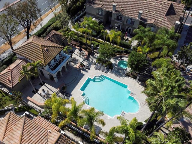 44 Via Cordoba, Rancho Santa Margarita, CA 92688