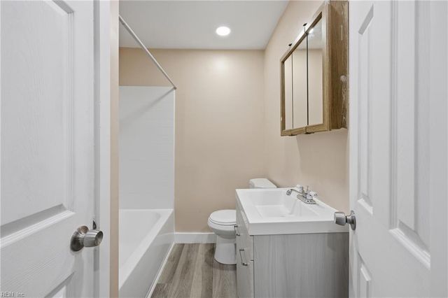 1404 Willow AVE, Chesapeake, VA 23325