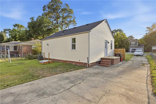 1404 Willow AVE, Chesapeake, VA 23325