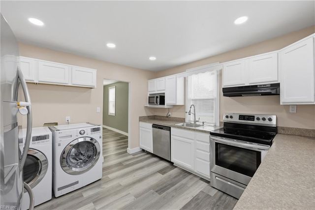 1404 Willow AVE, Chesapeake, VA 23325