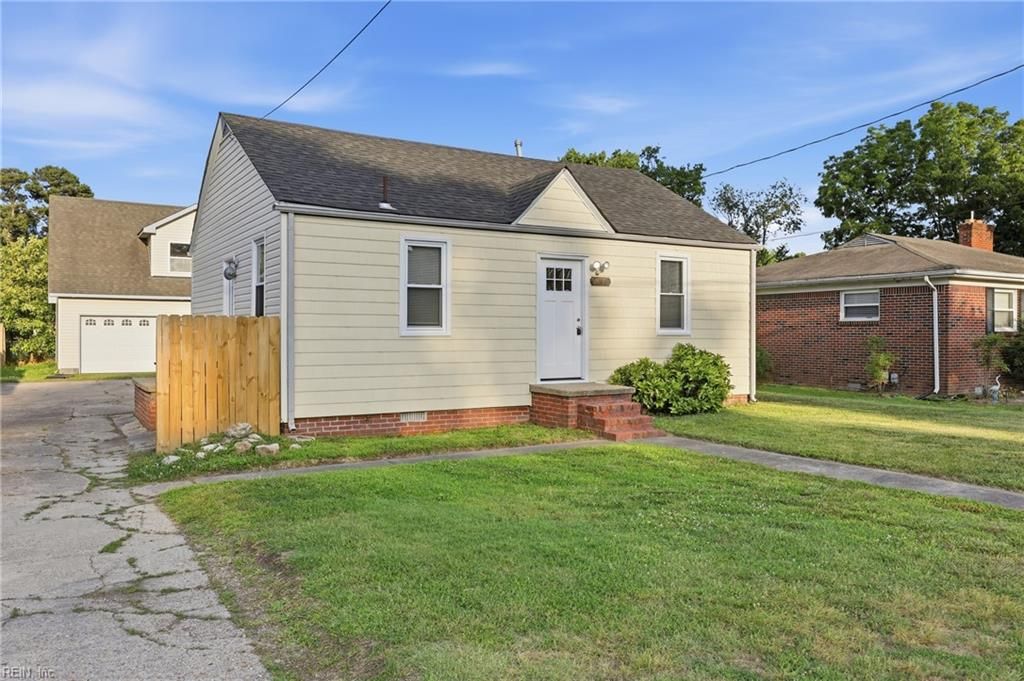 1404 Willow AVE, Chesapeake, VA 23325