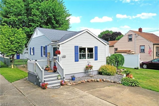 632 Chestnut Street, Conneaut, OH 44030