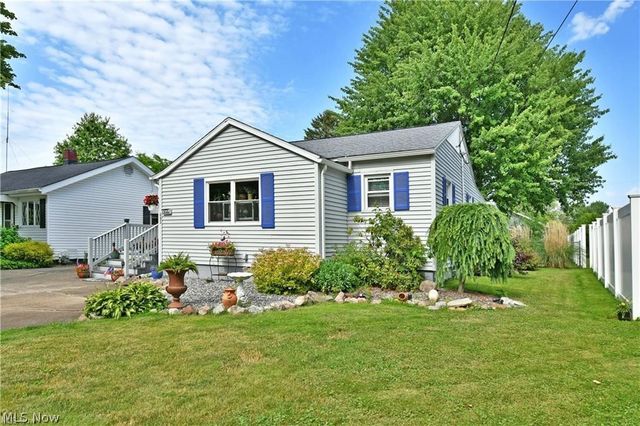 632 Chestnut Street, Conneaut, OH 44030