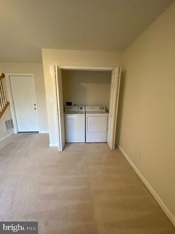 8556 TOWNE MANOR, Alexandria, VA 22309
