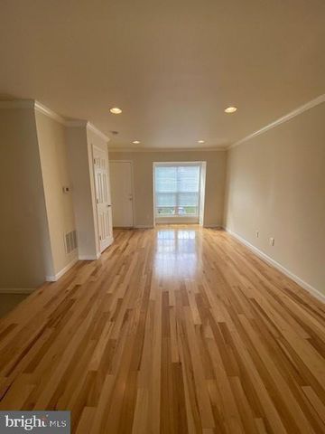 8556 TOWNE MANOR, Alexandria, VA 22309
