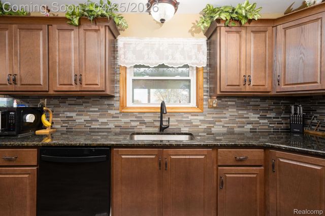 2890 Graham Road, Imlay Township, MI 48444