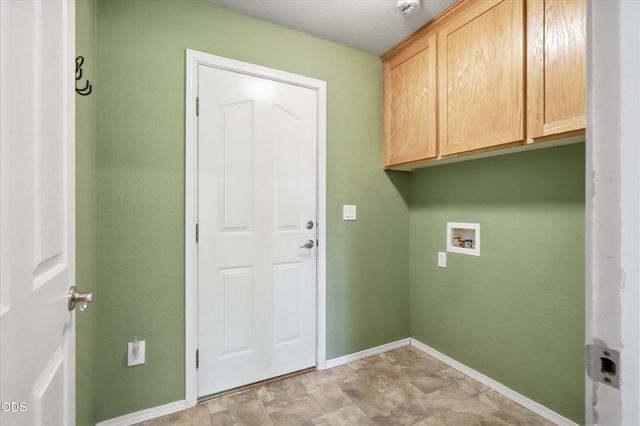 1056 Highlands Drive, Eagle Point, OR 97524