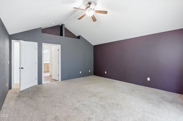 1056 Highlands Drive, Eagle Point, OR 97524