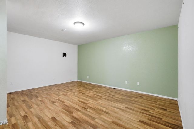 1056 Highlands Drive, Eagle Point, OR 97524