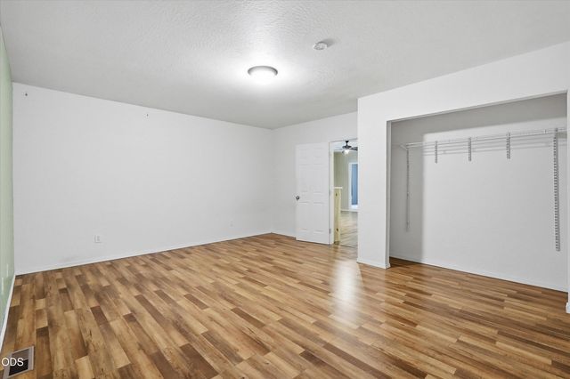 1056 Highlands Drive, Eagle Point, OR 97524