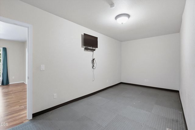1056 Highlands Drive, Eagle Point, OR 97524