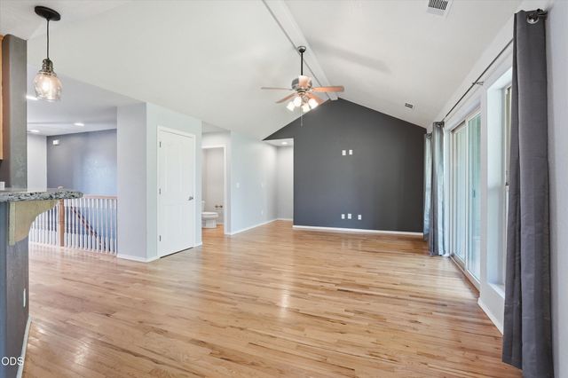 1056 Highlands Drive, Eagle Point, OR 97524