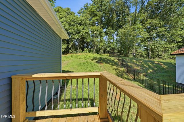 617 North Barton Street, Johnson City, TN 37604