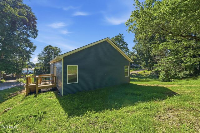 617 North Barton Street, Johnson City, TN 37604