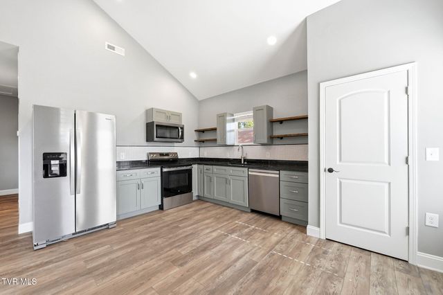 617 North Barton Street, Johnson City, TN 37604