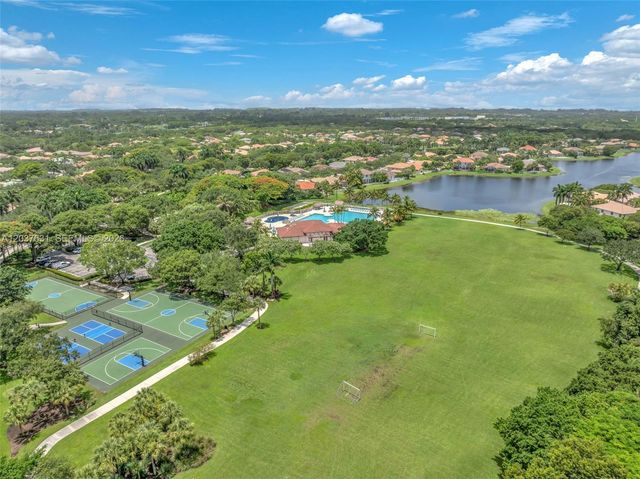 4110 Laurel Ridge Circle, Weston, FL 33331