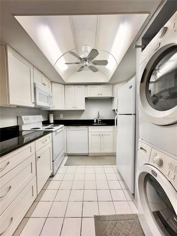 604 MIDWAY DRIVE B, Ocala, FL 34472