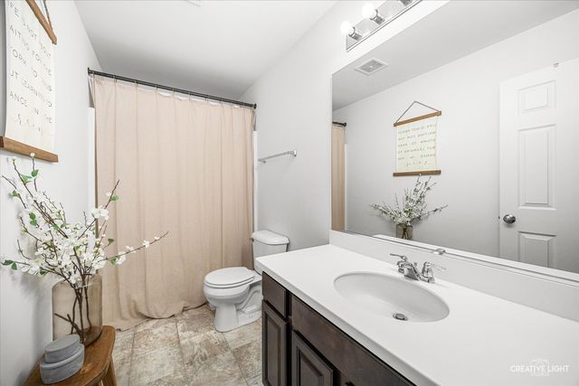 2441 Wilton Court, Yorkville, IL 60560