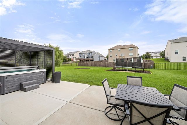 2441 Wilton Court, Yorkville, IL 60560
