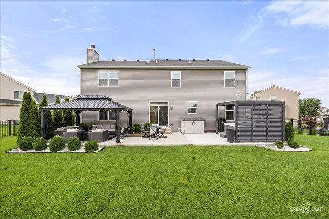 2441 Wilton Court, Yorkville, IL 60560