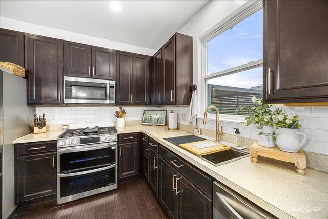 2441 Wilton Court, Yorkville, IL 60560