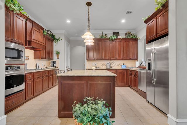 332 Watermere Drive, Southlake, TX 76092